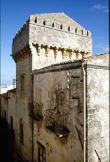 The tower of Palazzo De Ballis