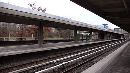 U Bahnhof Scharfreiterring O 1