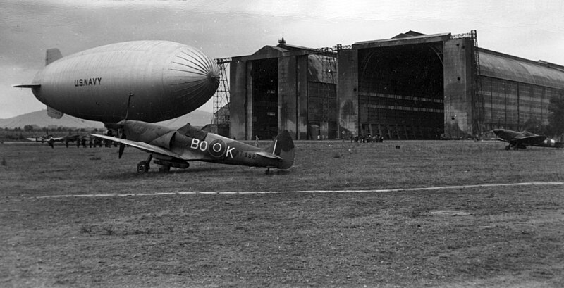 File:USN blimp with RAAF Spitfires at Cuers-Pierrefeu 1944.jpg