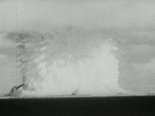 Datei:Unterwasser-Atombombentest im Bikini Atoll.webm