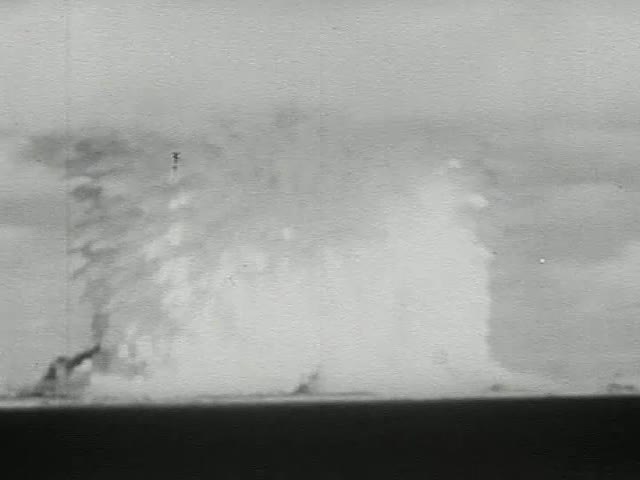 ملف:Underwater Atomic Bomb Test At Bikini Atoll.webm