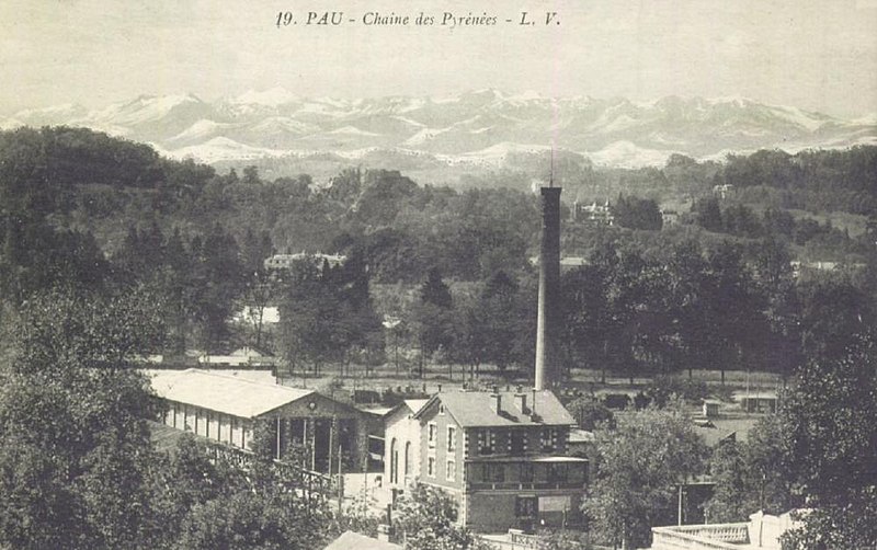 File:Usine des tramways de Pau NB.jpg