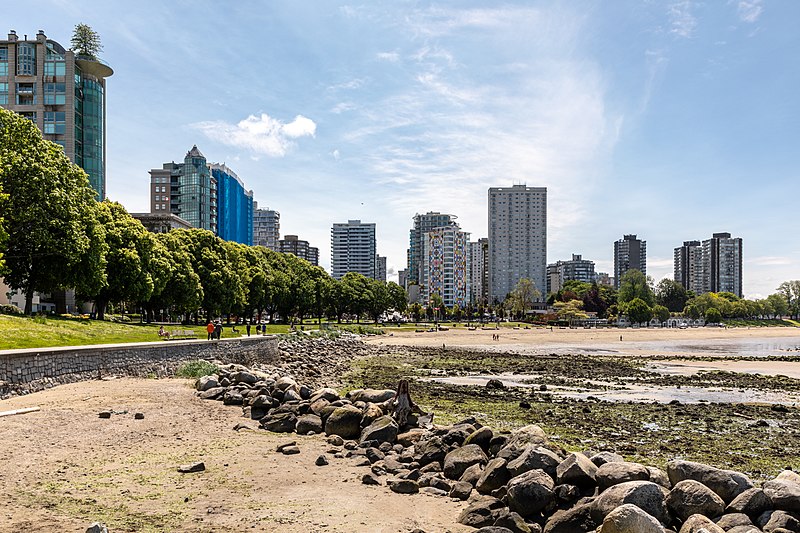 File:Vancouver (BC, Canada), English Bay Beach -- 2022 -- 1947.jpg