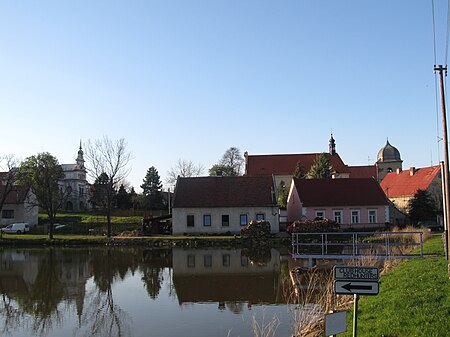 Veliká Ves, Chomutov