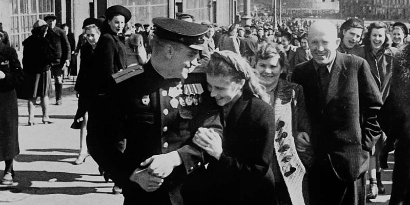 File:Victory Day in Moscow (1945-05-09) 05.jpg