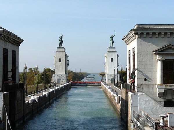 Volga–Don Canal in October 2009