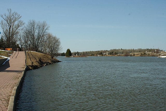 The Wabigoon River as it exits the Wabigoon Lake.
