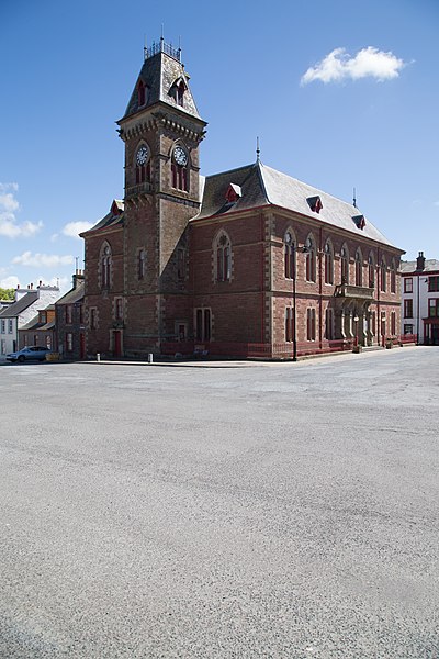 File:Wigtown Town Hall (42347858765).jpg