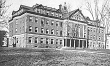 Winant's Hall, built 1890, was the college's first dormitory Winants Hall c1901 Queen's Campus Rutgers College New Brunswick NJ.jpg