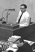 יחיאל די-נור מעיד במשפט אייכמן, 7 ביוני 1961.