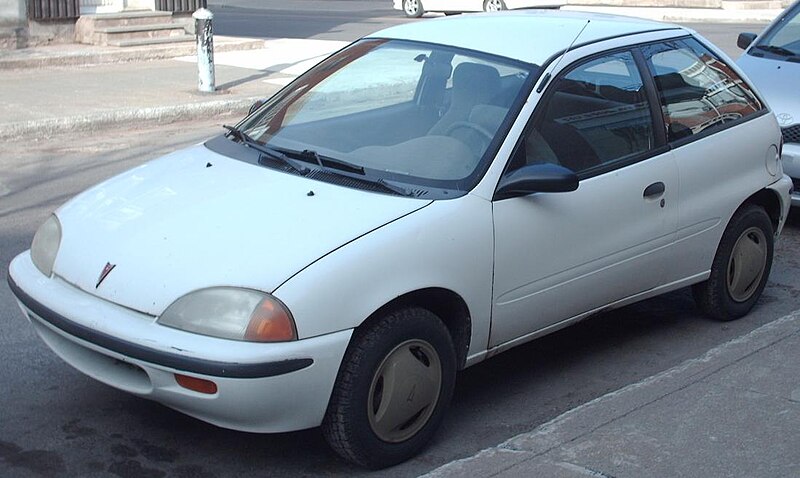 File:'95-'01 Pontiac Firefly Hatch.jpg