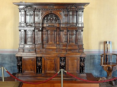 Dressoir in the apartment of the Grand Constable