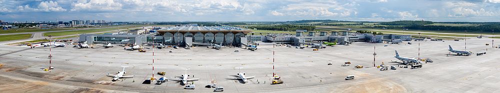 L'aeroportuo internaciona Pulkovo.