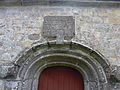 Plougastel-Daoulas : chapelle Saint-Adrien, porte d'entrée et inscription
