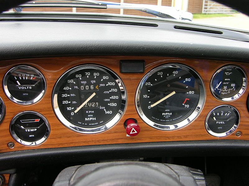 File:1974 Triumph Stag - Flickr - The Car Spy (2).jpg