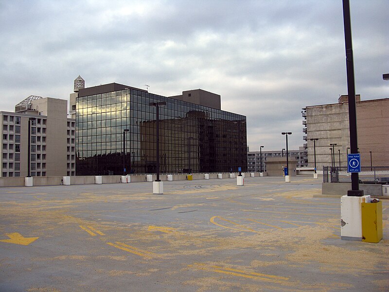 File:2009 03 10 - 2759 - Silver Spring - Ellsworth Garage (3345338367).jpg