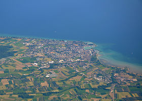 Romanshorn (oben) und Salmsach (rechts unten) auf einer Luftaufnahme vom 9. Mai 2011