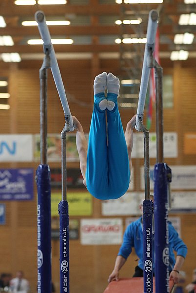 File:2019-04-13 Rheintalcup P6 Junior Switzerland competition parallel bars (Martin Rulsch) 201.jpg