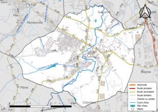 Carte en couleur présentant le réseau hydrographique de la commune