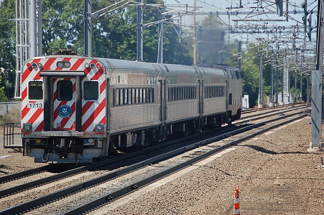 Image: A westbound train departs OSB