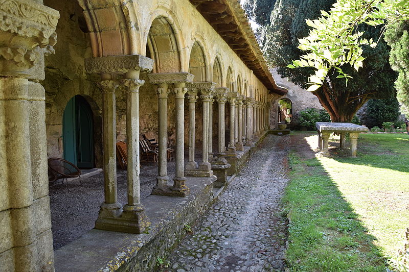 File:Abbaye Sainte-Marie de Villelongue048.JPG