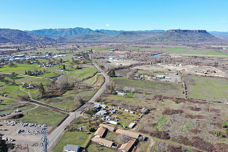 File:Aerial OR140 Exit 35 to Blackwell Rd. (51417703768).jpg