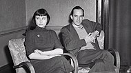 Harriet Andersson e Ingmar Bergman em 1953