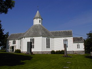 <span class="mw-page-title-main">Aukra Church</span> Church in Møre og Romsdal, Norway