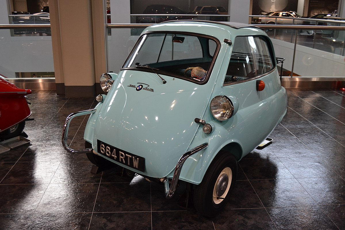 Автомобиль BMW Isetta 300