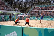 Deutsch: Beachvolleyball bei den Olympischen Jugendspielen 2018; Tag 11, 17. Oktober 2018; Jungen,Finale – Niederlande (Matthew Immers/Yorick de Groot)-Schweden (David Åhman/Jonatan Hellvig) 0:2 (20–22/15–21) English: Beach volleyball at the 2018 Summer Youth Olympics at 17 October 2018 – Final – Netherlands (Matthew Immers/Yorick de Groot)-Sweden (David Åhman/Jonatan Hellvig) 0:2 (20–22/15–21)