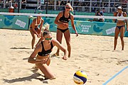 Deutsch: Beachvolleyball bei den Olympischen Jugendspielen 2018; Tag 11, 17. Oktober 2018; Jungen, Spiel um Platz 3 – USA (Devon Newberry/Lindsey Sparks)-Norwegen (Emilie Olimstad/Frida Berntsen) 1:2 (21–1/13–21/9–15) English: Beach volleyball at the 2018 Summer Youth Olympics at 17 October 2018 – Bronze Medal Match – USA (Devon Newberry/Lindsey Sparks)-Norway (Emilie Olimstad/Frida Berntsen) 1:2 (21–1/13–21/9–15)