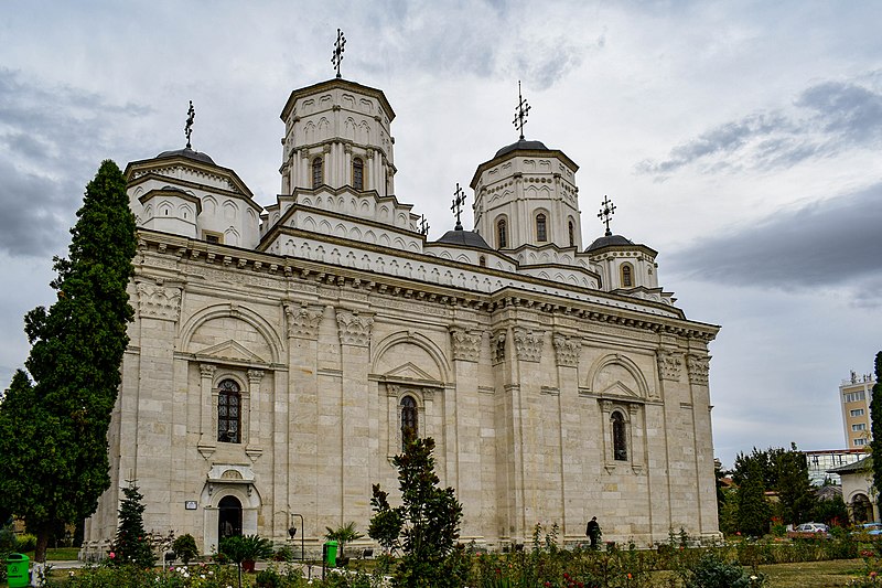 File:Biserica „Înălțarea Domnului” (4).jpg