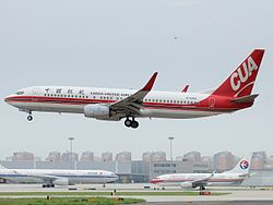 China United Airlines Boeing 737-800