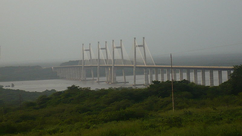 File:Bolivar, puente orinoquia.JPG