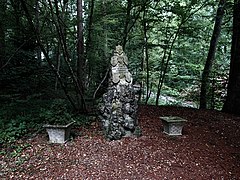 Bruderholz Denkmal im Reinacher Wald, Standort, Hohle Gasse-Spitzenhägiweg (1).jpg