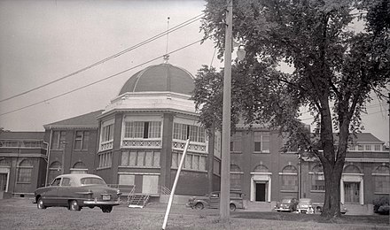 The Women's Building in 1952. The Women's Building was destroyed in a fire nine years later in 1961.