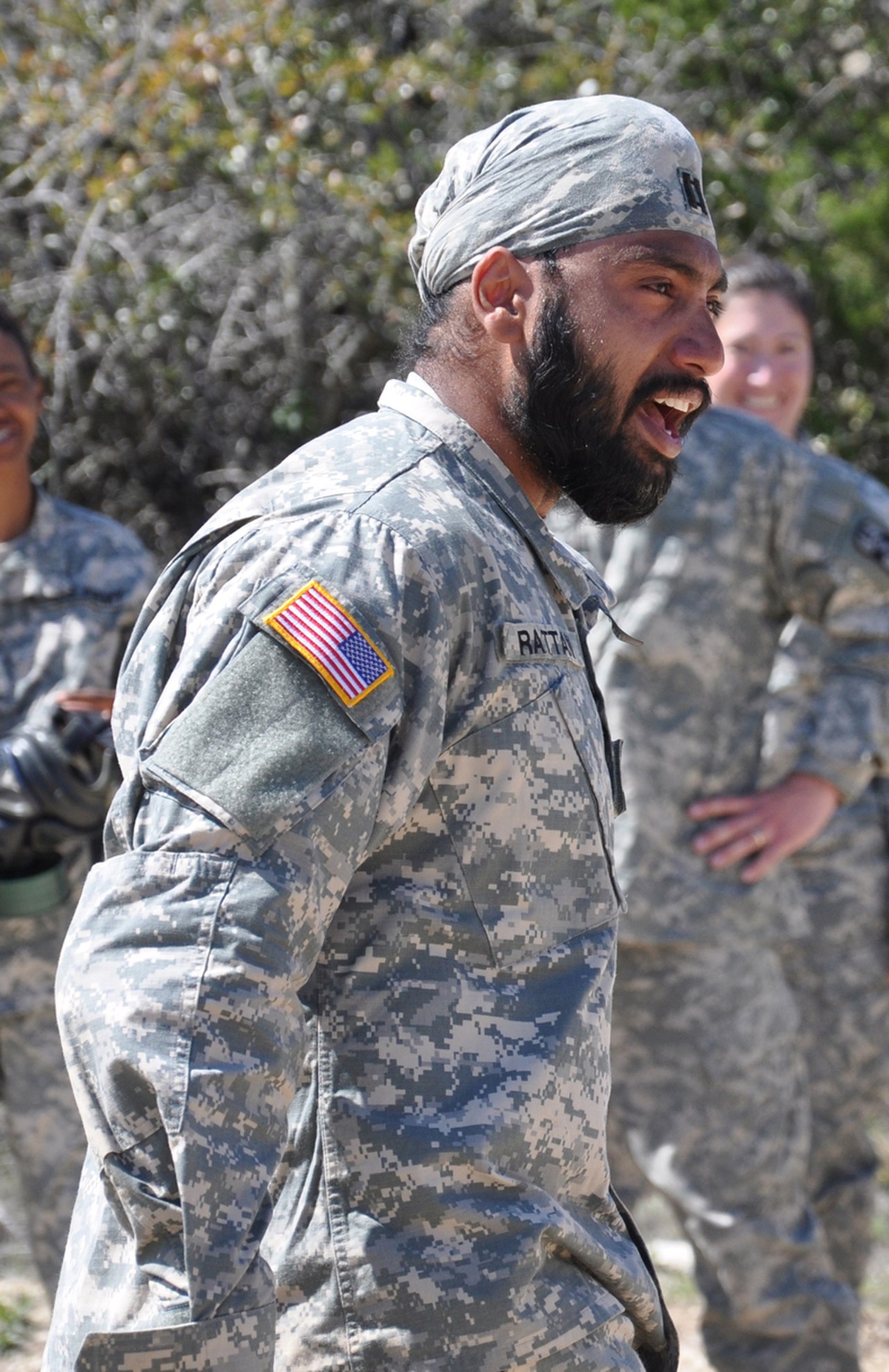 Мусульманские войска. Сикхи солдаты. Мусульманские солдаты. Мусульмане в армии США.