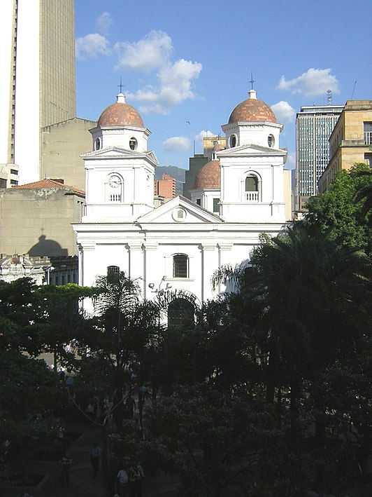 Catedral de Nuestra Señora de la Candelaria-Medellin.JPG