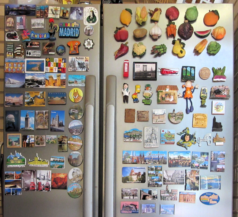 12 kylskåpsmagneter, dekorativa magneter och MYLERCT glas fulla av
