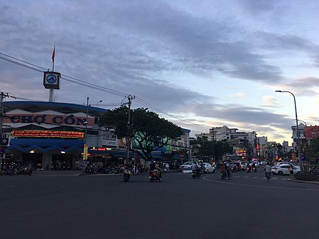 Chợ_Cồn