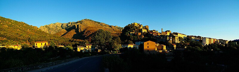 File:Corte panorama.jpg