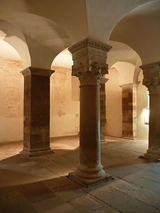 Intérieur du massif occidental de l'abbaye de Corvey (873 à 885). Rare exemple carolingien de voûte d'arêtes.