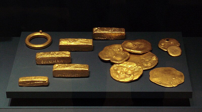 Archivo:Dalverzin Tepe gold ingots.jpg