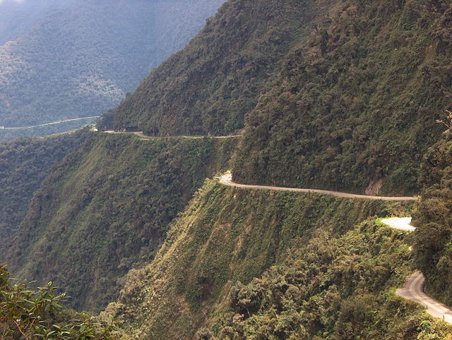 דרך היונגאס, המכונה "דרך המוות", היא דרך בין לה פאס ובין קורויקו בבוליביה. דרך זו ידועה כמסוכנת ביותר, וב-1995 הוכרזה כ"דרך המסוכנת ביותר בעולם". על פי הערכות, נהרגים בה כ-200–300 מטיילים מדי שנה.