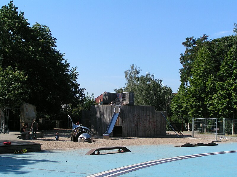 File:Dresden Hechtviertel Königsbrücker Platz.JPG