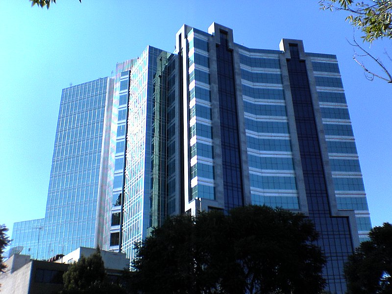 File:Edificio en Insurgentes Sur - panoramio.jpg