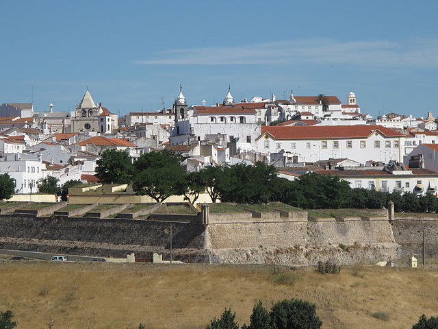 Walls and fortifications of Elvas