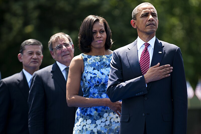 File:Eric K. Shinseki, Leon E. Panetta, Michelle and Barack Obama, 2012.jpg