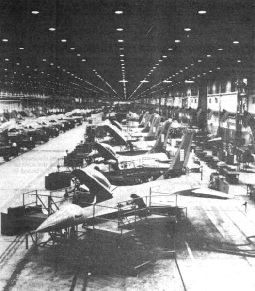 F-16 production Line, 1986.