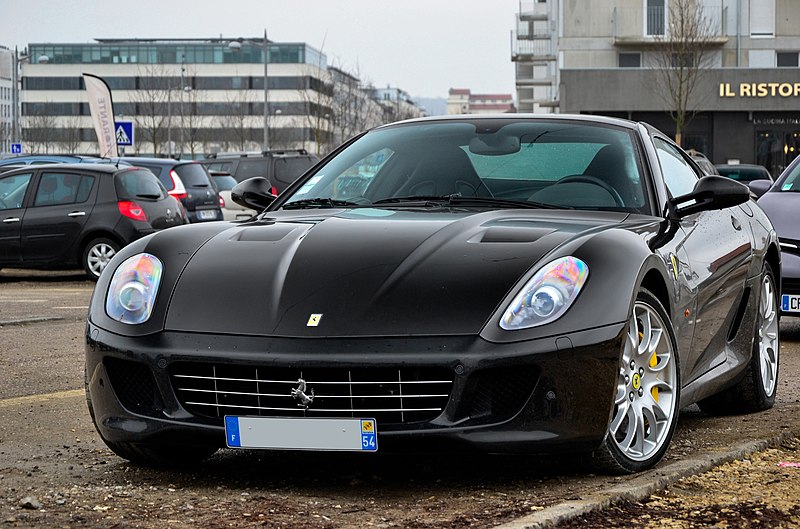 File:Ferrari 599 GTB Fiorano black front view.jpg